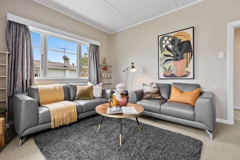 Photo of property in 35 Oxford Street, Richmond, 7020