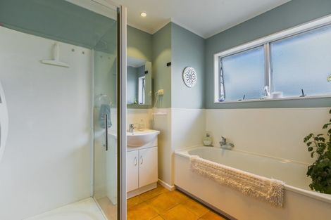 Photo of property in 34 Mcgreevy Street, Waipawa, 4210