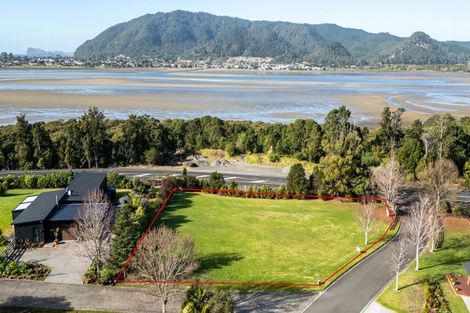 Photo of property in 2 Aldermen Lane, Tairua, 3579