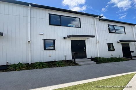 Photo of property in 2/125b Metcalfe Road, Ranui, Auckland, 0612