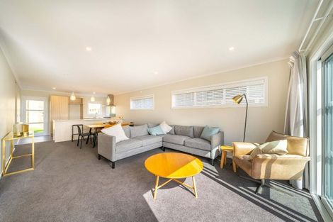Photo of property in 4 Takapo Grove, Kelson, Lower Hutt, 5010