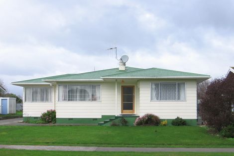 Photo of property in 19 Dampier Avenue, Awapuni, Palmerston North, 4412