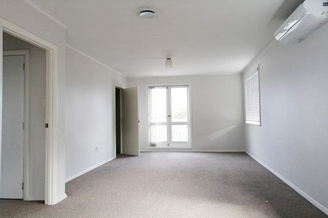 Photo of property in 2 Marie Crescent, Te Atatu South, Auckland, 0610