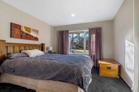 Photo of property in 29 Scarlet Oak Drive, West Melton, Christchurch, 7671