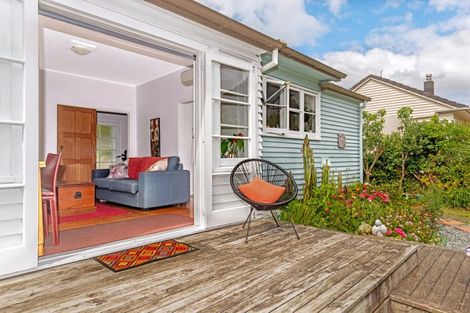 Photo of property in 37 Anzac Street, Gisborne, 4010