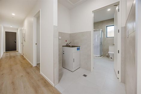 Photo of property in 16 Ihi Place, Karaka, 2578