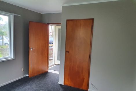 Photo of property in 38 Bassett Road, Johnsonville, Wellington, 6037