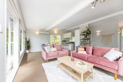 Photo of property in 6 Kia Ora Road, Beach Haven, Auckland, 0626