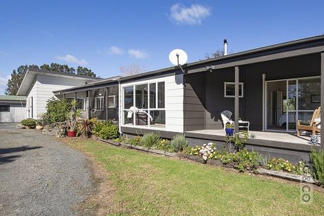 Photo of property in 2246 State Highway 16, Helensville, 0875