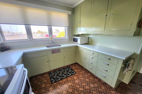 Photo of property in 50 Taward Street, Oamaru North, Oamaru, 9400