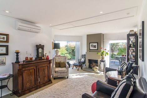 Photo of property in 377 Kapiti Road, Paraparaumu Beach, Paraparaumu, 5032