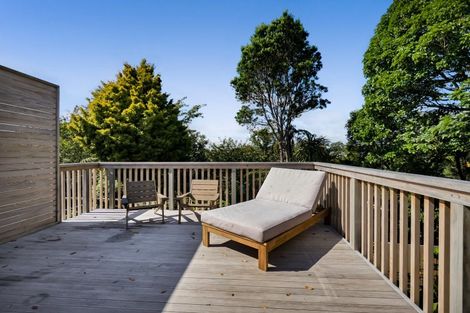 Photo of property in 17d Manu Crescent, Upper Vogeltown, New Plymouth, 4310