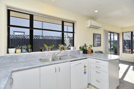 Photo of property in 69c Grafton Street, Waltham, Christchurch, 8011