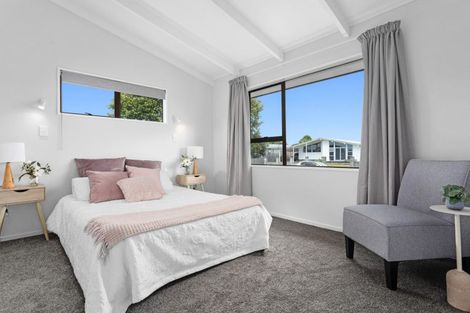 Photo of property in 1 Edgewater Grove, Whakatane, 3120