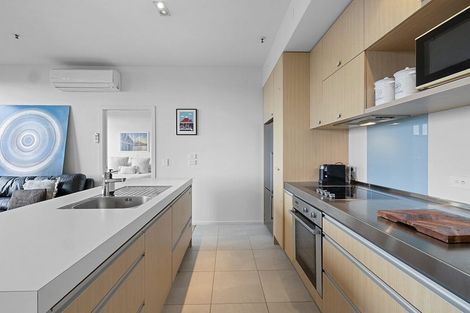 Photo of property in 22 Liardet Apartments, 203/22 Liardet Street, New Plymouth, 4310