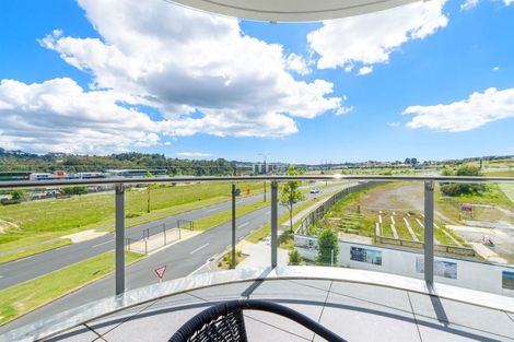 Photo of property in 604/27 Don Mckinnon Drive, Albany, Auckland, 0632