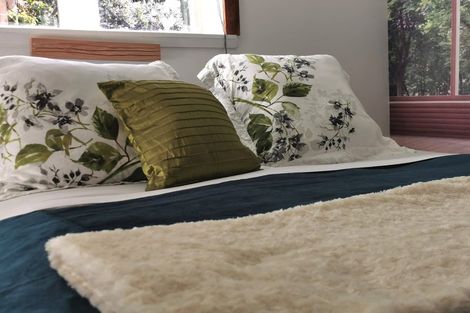 Photo of property in 37 Gillies Crescent, Waimarama, Havelock North, 4294