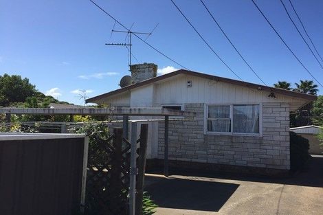 Photo of property in 105 Tidal Road, Mangere, Auckland, 2022