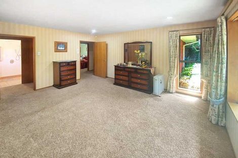 Photo of property in 7 Cricklewood Place, Avonhead, Christchurch, 8042