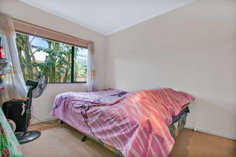 Photo of property in 17 Glenpark Place, Favona, Auckland, 2024