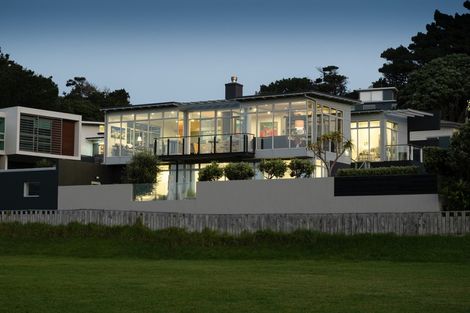 Photo of property in 63 Burnham Street, Seatoun, Wellington, 6022