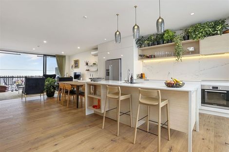 Photo of property in Sugar Lane Apartments, 11/31 Rawene Road, Birkenhead, Auckland, 0626