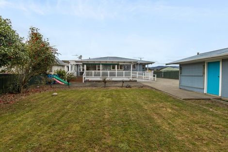 Photo of property in 13 Bowen Street, Levin, 5510