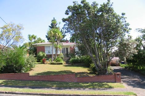 Photo of property in 8 Mason Street, New Lynn, Auckland, 0600