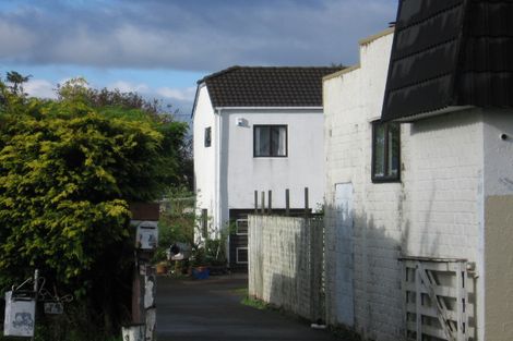 Photo of property in 2/77 Fitzroy Street, Papatoetoe, Auckland, 2104