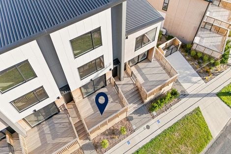 Photo of property in 6/4 Tawhai Street, Stokes Valley, Lower Hutt, 5019