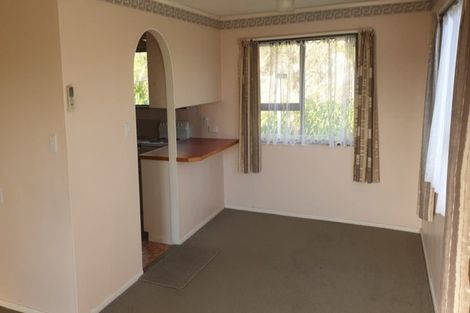 Photo of property in 20 Rice Crescent, Newlands, Wellington, 6037