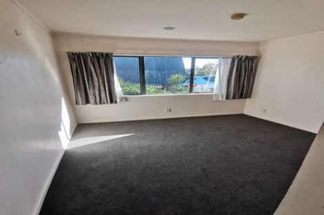 Photo of property in 95 Seaview Road, Glenfield, Auckland, 0629