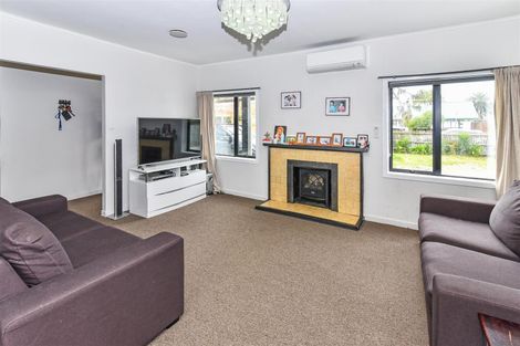 Photo of property in 325 Massey Road, Mangere East, Auckland, 2024