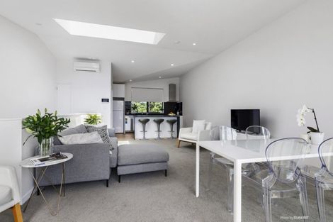 Photo of property in 18u3 Oriental Terrace, Oriental Bay, Wellington, 6011
