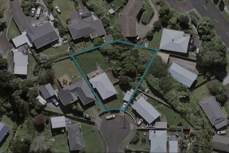 Photo of property in 44 Discovery Place, Marfell, New Plymouth, 4310