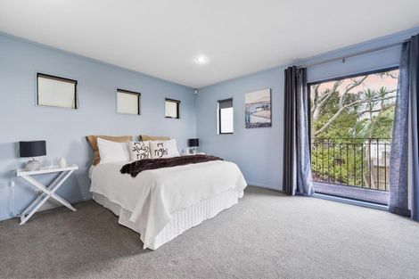 Photo of property in 123b Colwill Road, Massey, Auckland, 0614