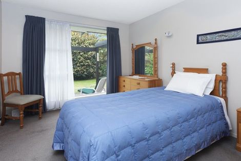 Photo of property in 7 Brigadoon Place, Avonhead, Christchurch, 8042