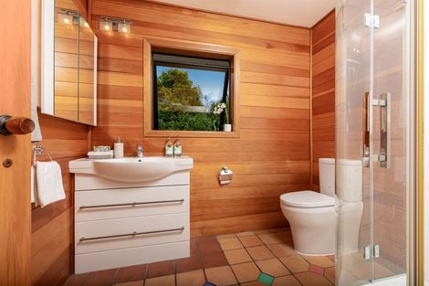 Photo of property in 18 Rahui Road, Greenhithe, Auckland, 0632