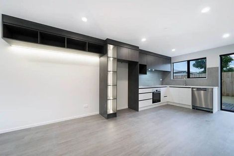 Photo of property in 4b Templeton Place, Clendon Park, Auckland, 2103