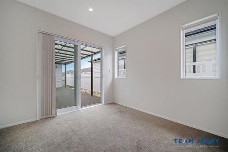Photo of property in 40 Holcroft Street, Papakura, 2110