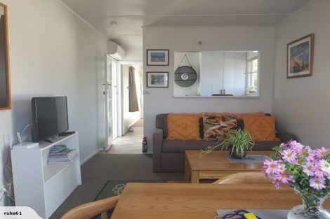 Photo of property in 80a Golf Road, New Lynn, Auckland, 0600