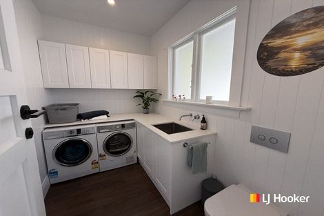 Photo of property in 104 Forbury Road, Saint Clair, Dunedin, 9012