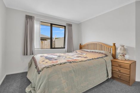 Photo of property in 63 Darlington Street, Ngatea, 3503