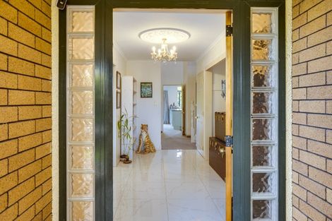 Photo of property in 10 Knightsbridge Place, Taradale, Napier, 4112