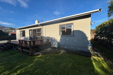 Photo of property in 8 Arapiki Road, Stoke, Nelson, 7011