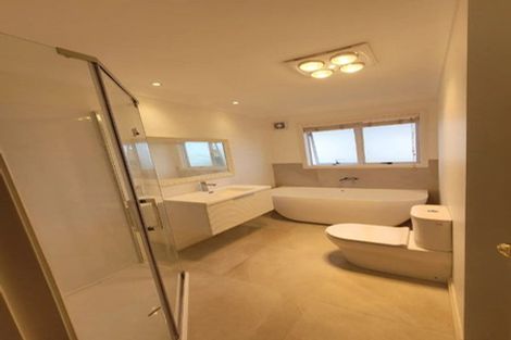 Photo of property in 79 Clovelly Road, Bucklands Beach, Auckland, 2012