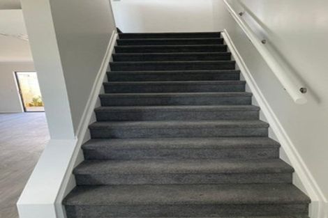 Photo of property in 468b Roscommon Road, Clendon Park, Auckland, 2103