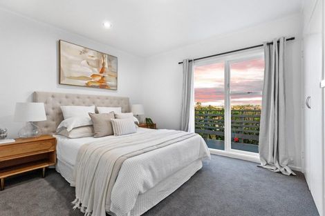 Photo of property in 101 Royal Road, Massey, Auckland, 0614