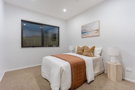 Photo of property in 82 Huanui Drive, Wainui, 0992