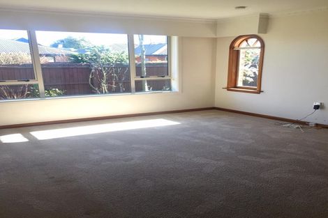 Photo of property in 83 Yaldhurst Road, Sockburn, Christchurch, 8042